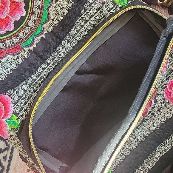 Backpack - Picture 3 of 5